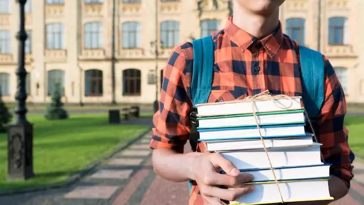 Университет искусственного интеллекта начнет набор уже в этом году