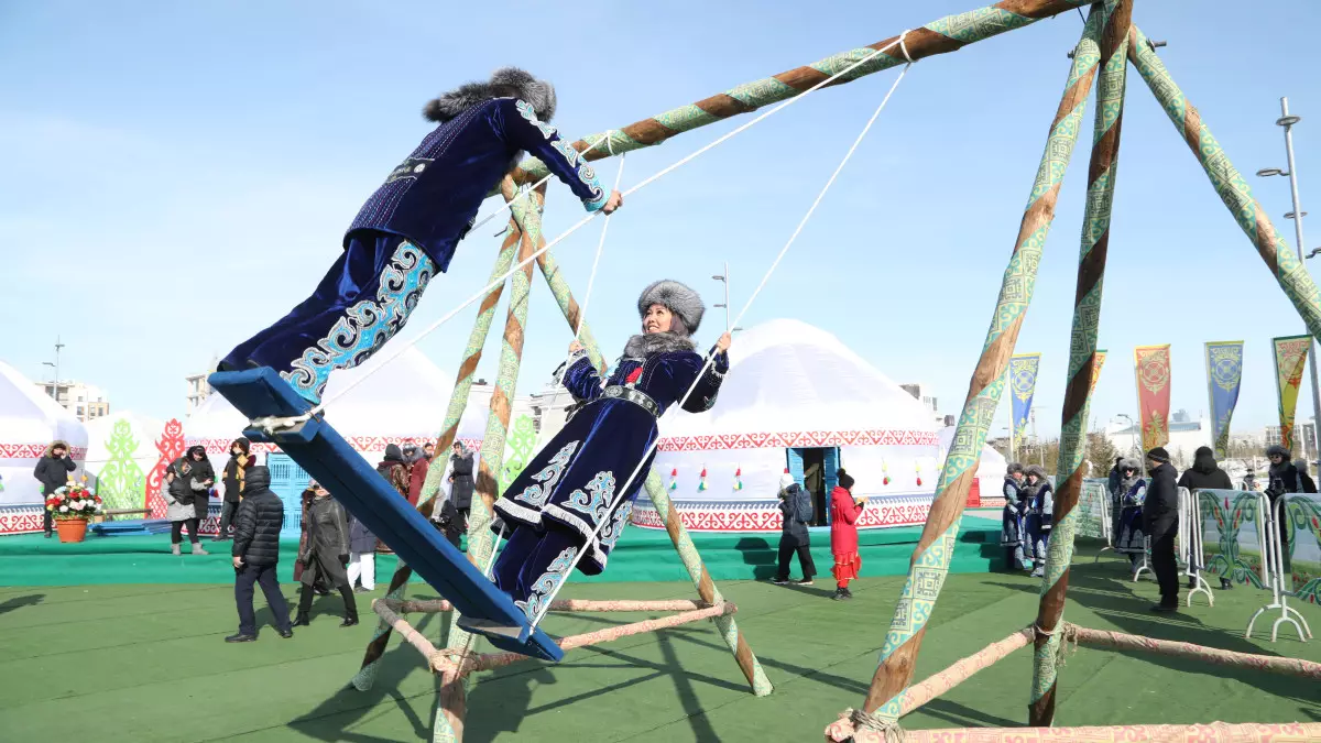 Казахстан обошёл Францию и Сингапур в мировом рейтинге счастья