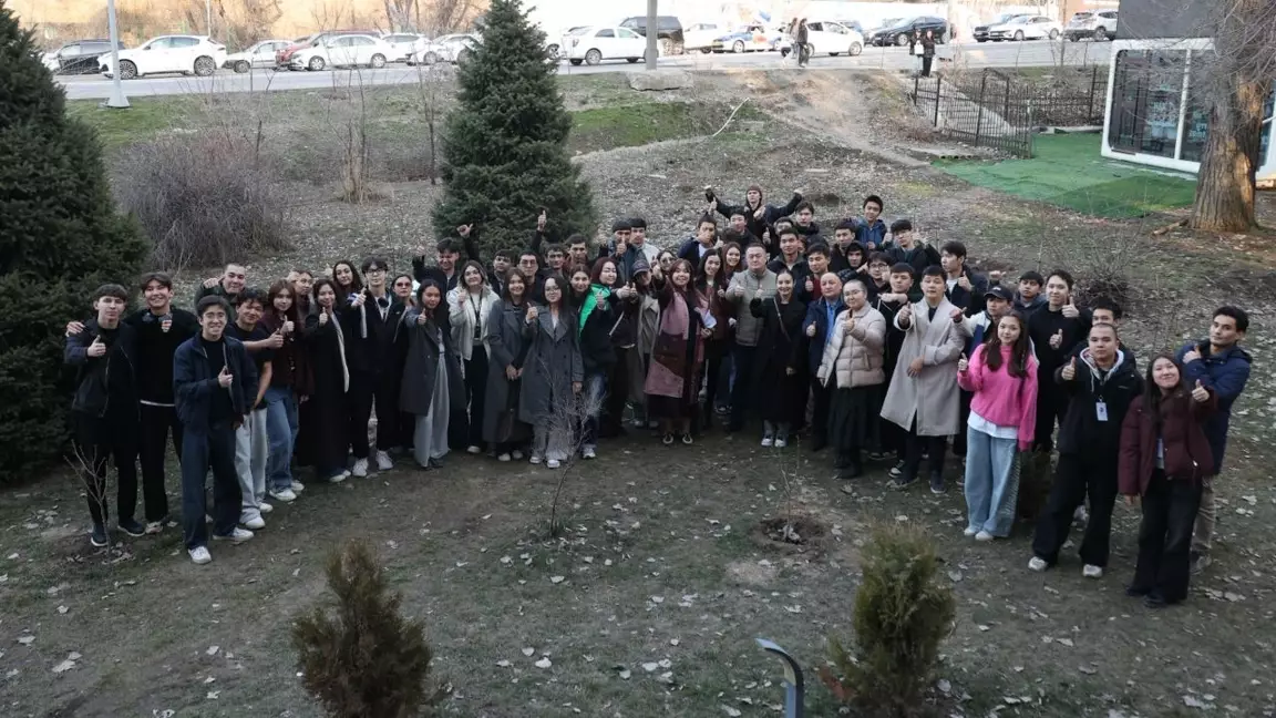 Наурыздағы жасампаз қадам: Сәтбаев университетінің студенттері экологиялық бастаманы жаңа деңгейге көтерді