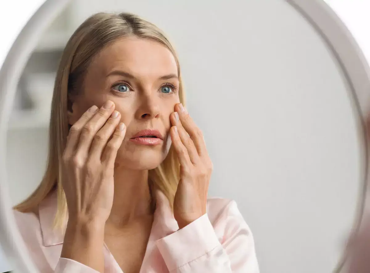 Врач объяснила, как убрать отечность и темные круги после недосыпа - новости на Lada.kz 19.03.2026