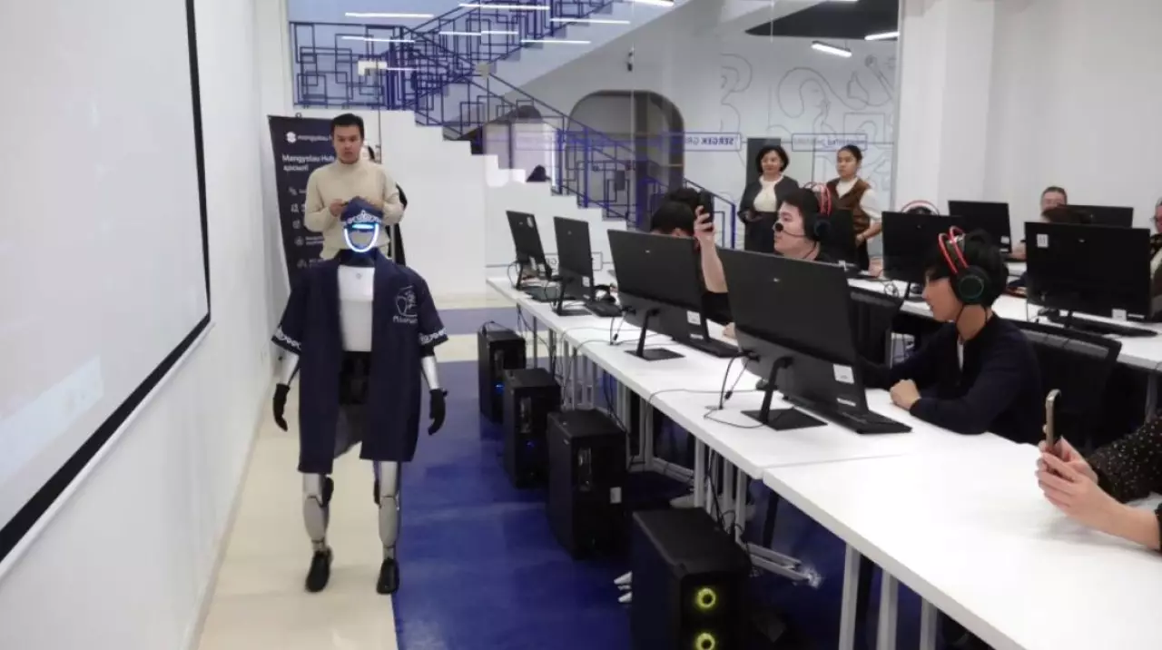 Интеллектуальный турнир AI Quiz Battle провели в Актау