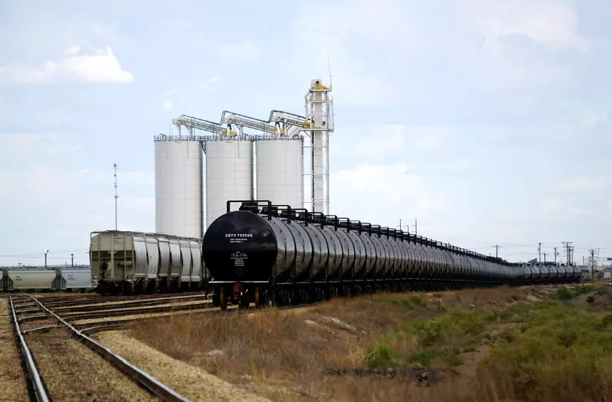 Лондон еліміздің мұнайын санкциядан босатты