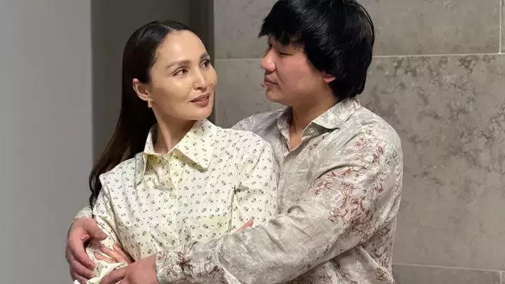 "Балалар тез өседі": Жұлдыз Әбдікәрімова кенжесінің түрін көрсетті (ВИДЕО)