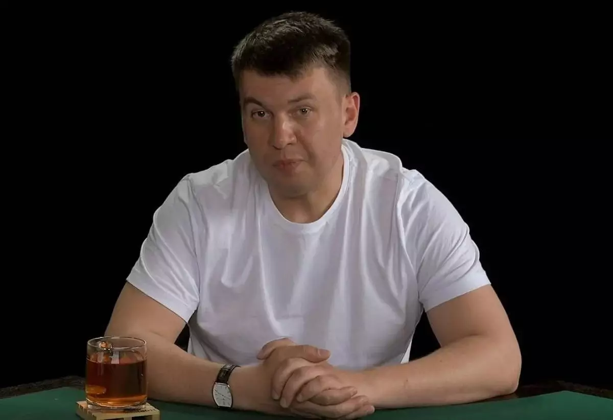 Путинді сынаған билікшіл блогер психиатриялық ауруханаға жатқызылды