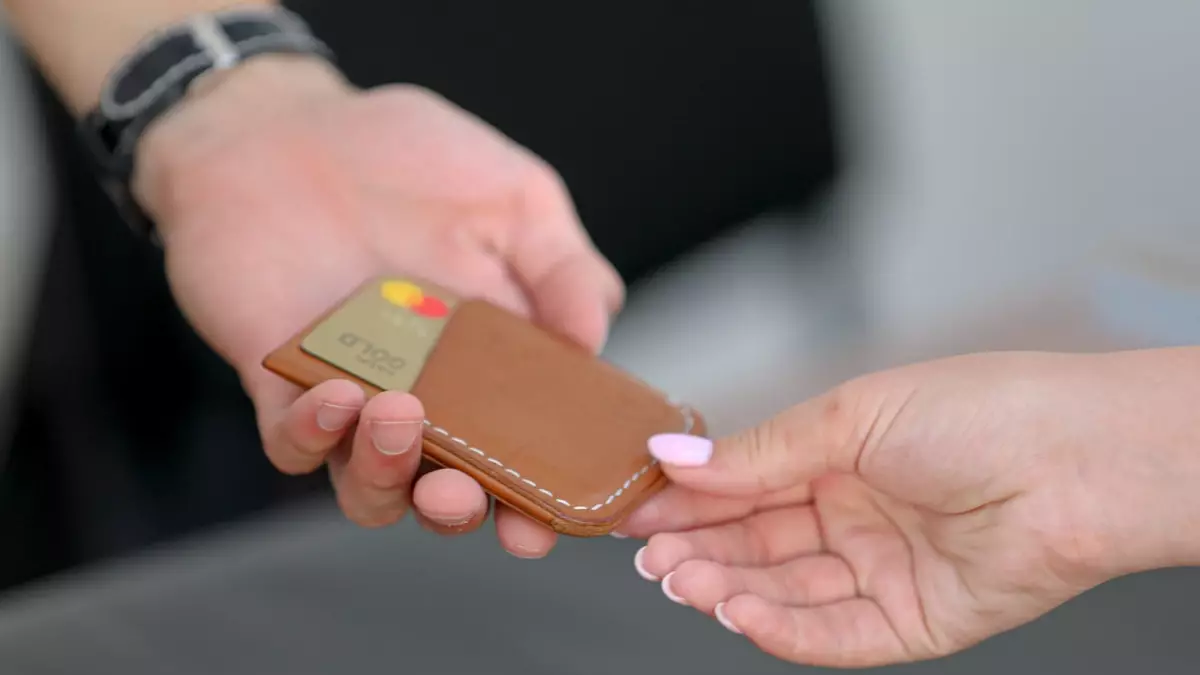 Банк құпиясы: Жұбайыңыз сіздің шотыңызды көруге құқылы ма?