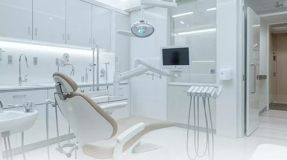 Минздрав проверил около 400 стоматологий: 56 клиник добровольно отказались от лицензий