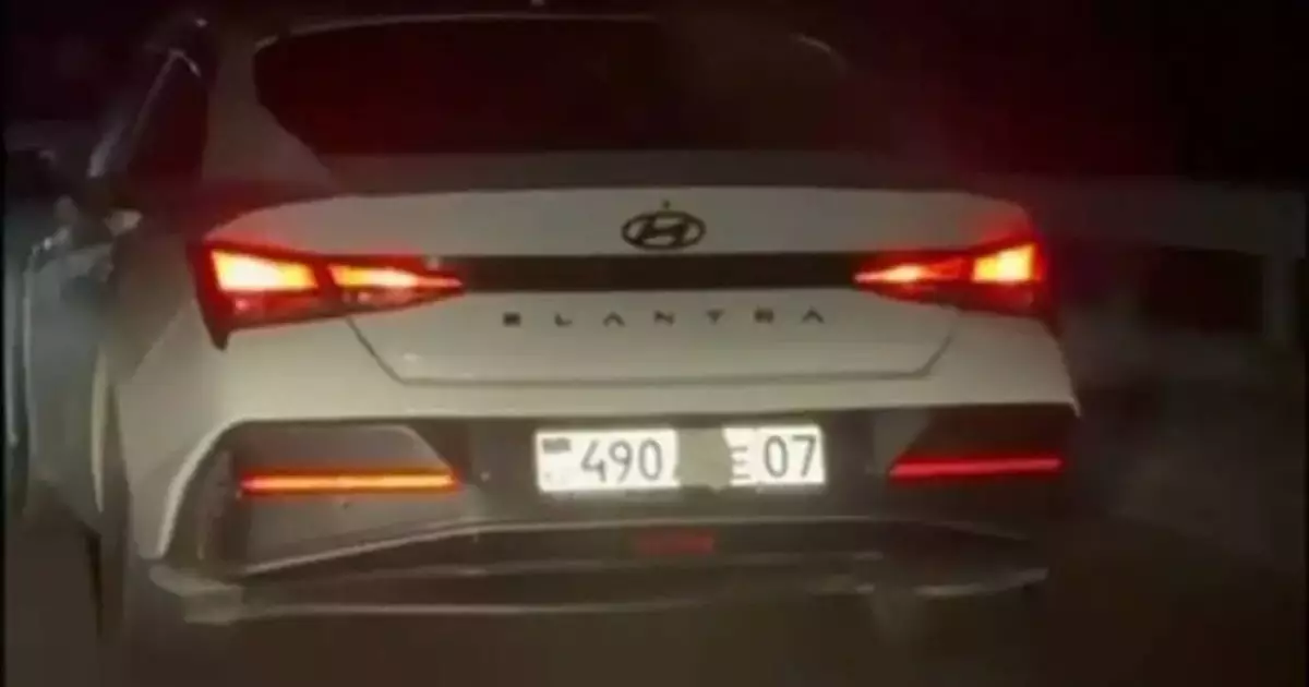  Казахстанец скрыл буквы на номере авто и лишился прав 