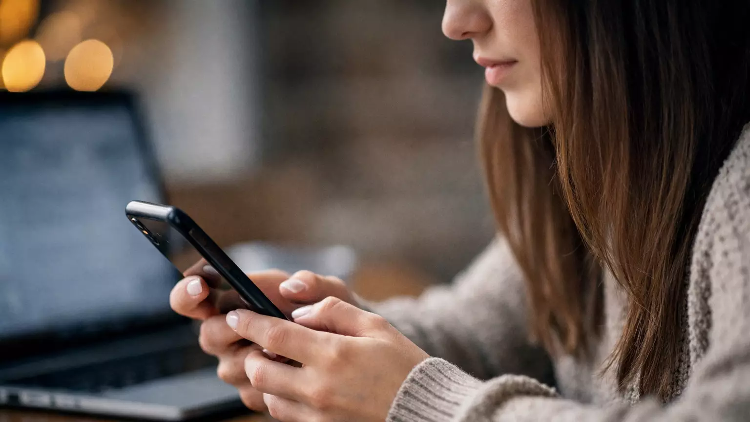 Ақмола облысында TikTok арқылы таныстық бопсалауға ұласты