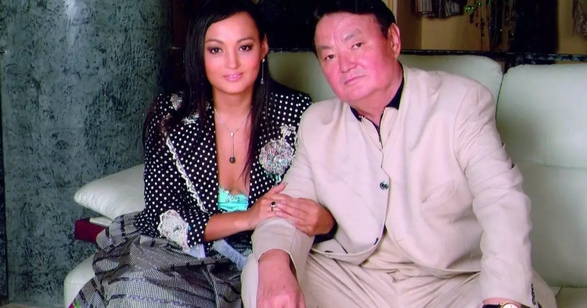  `Анам екеуміз ғана әкемнің жерлеуіне қатыстық`: Заманбек Нұрқаділовтің қызы ел естімеген шындықты айтты (ВИДЕО) 