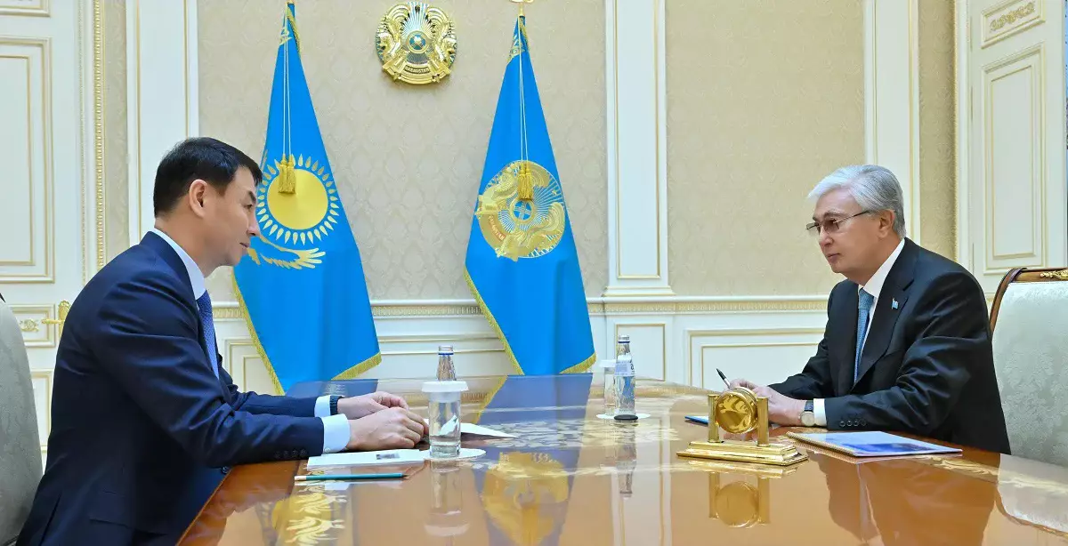 Мемлекет басшысы Алматы қаласының әкімі Дархан Сатыбалдыны қабылдады
