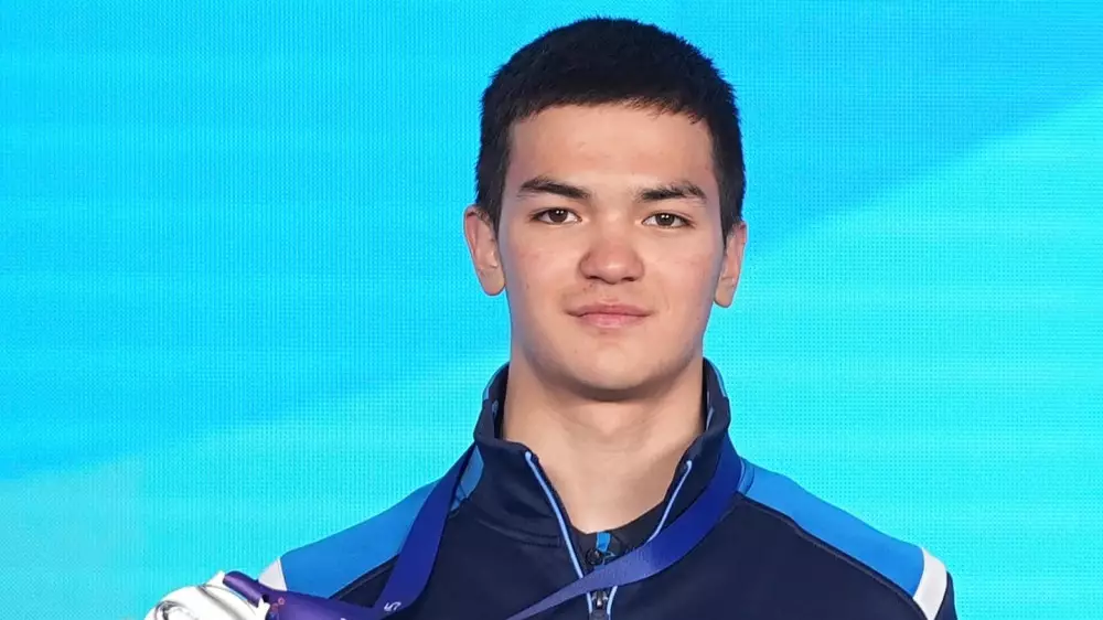 Самый юный участник Олимпиады из Казахстана выиграл чемпионат мира по фристайлу