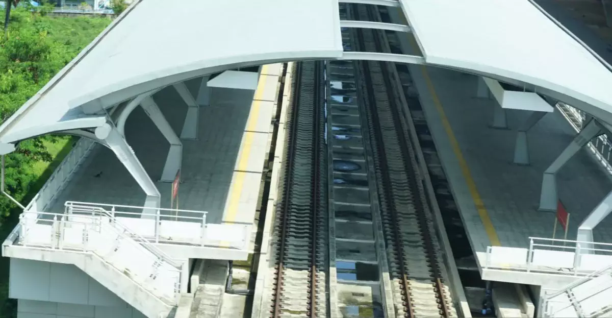 Токаев поручил ускорить запуск LRT в Алматы