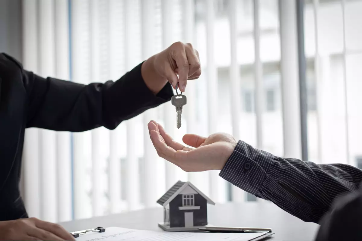 Казахстанские «окупасы»? Чем грозит собственникам новый порядок расторжения договоров аренды