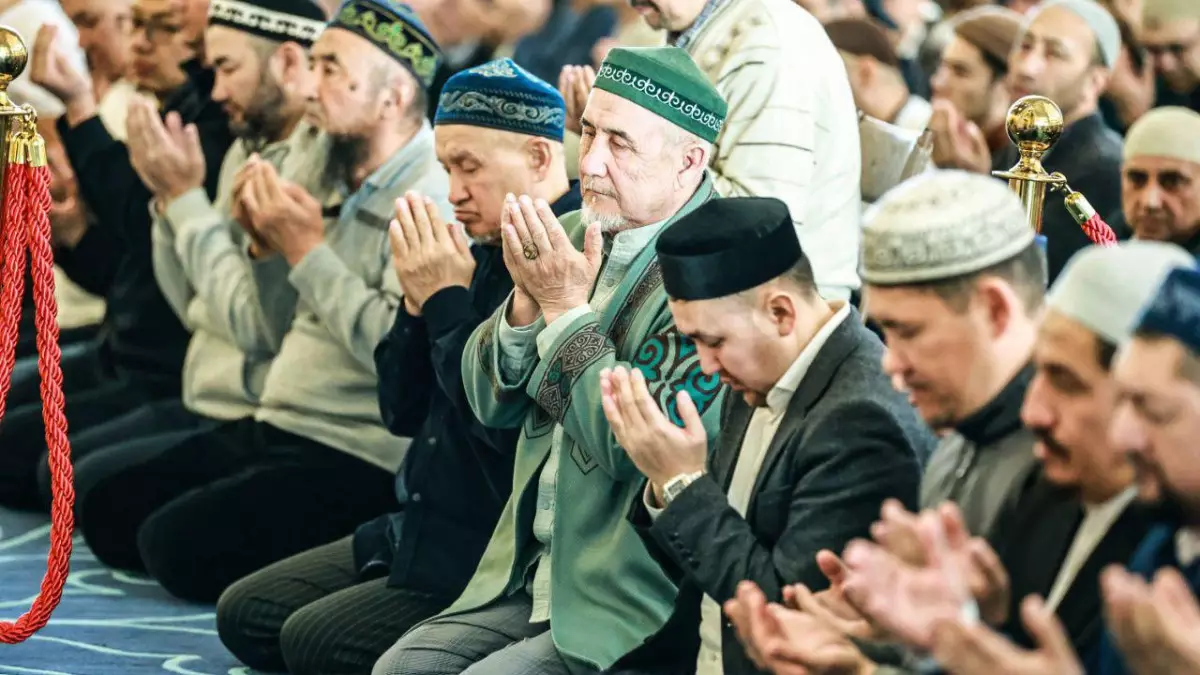 Ораза айт: дәстүр, тағылым және айттау әдебі