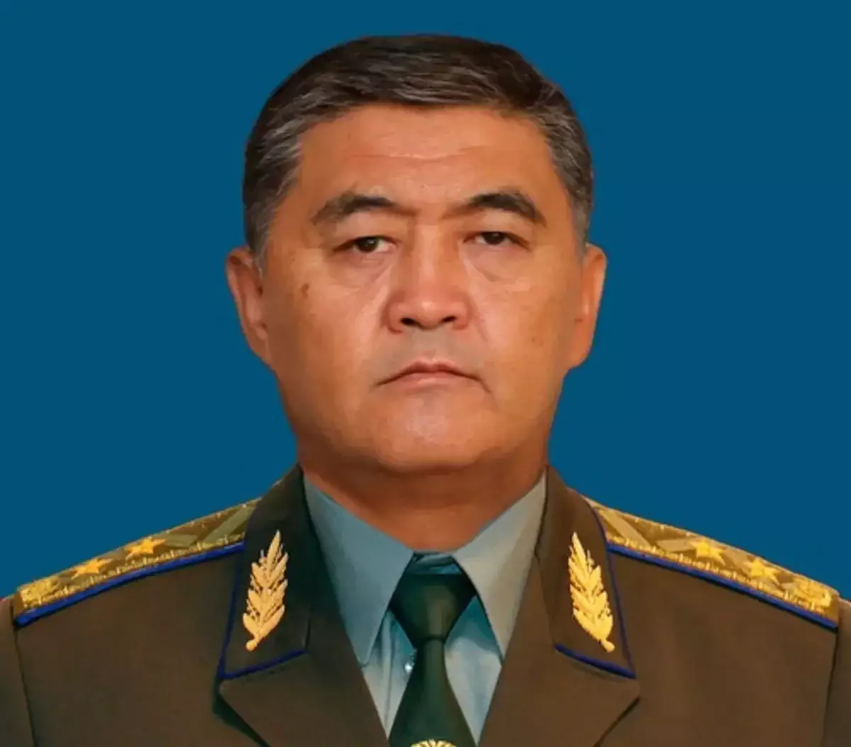 Камчыбек Ташиев посетил Айт-намаз и попросил прощения у кыргызстанцев