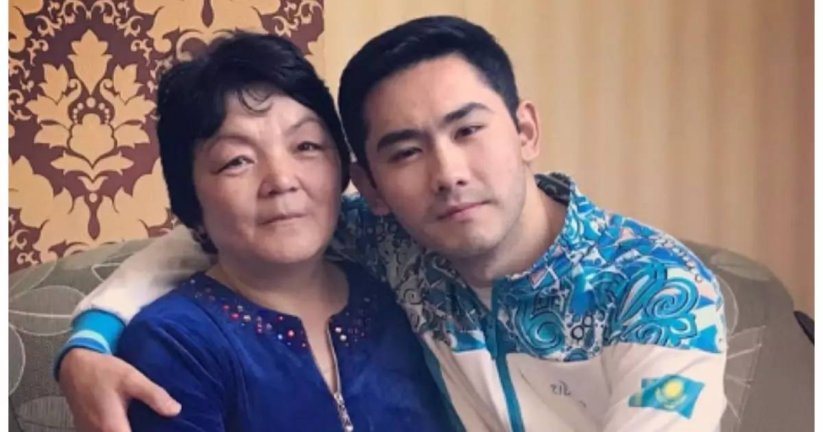  Әнші Қуандық Рахымның анасы өмірден өтті 