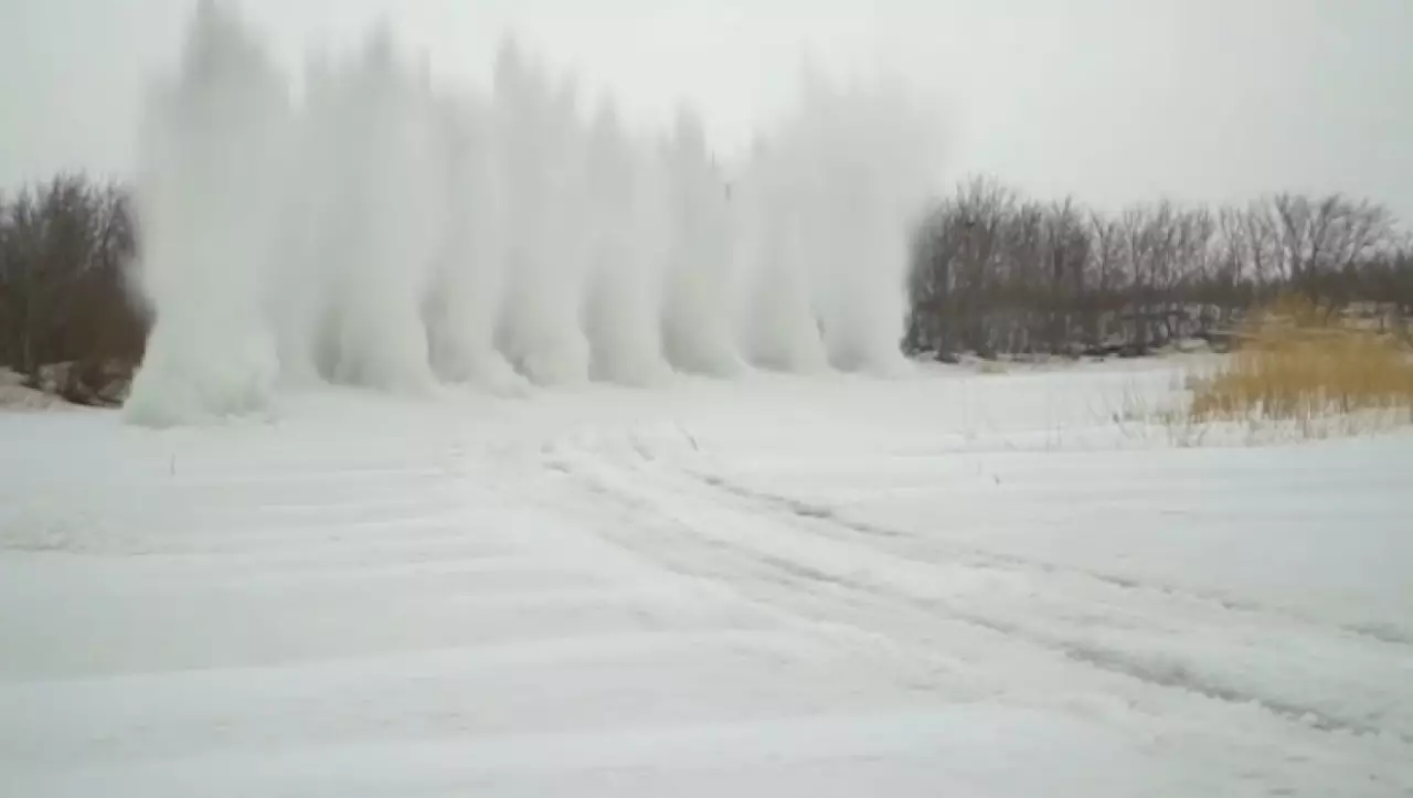 Ледовые заторы предотвращают взрывами в Павлодарской области