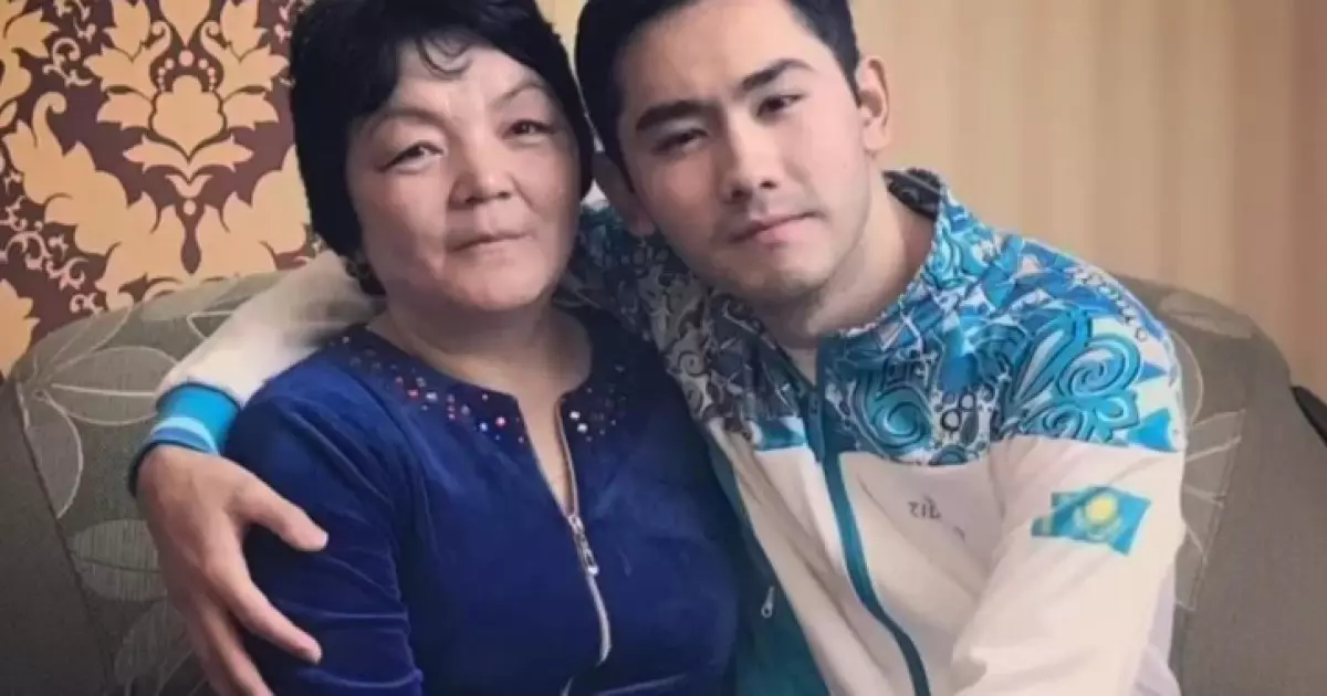   Әнші Қуандық Рахымның анасы өмірден өтті   