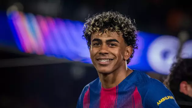 "Барселона" выбрала топ-напарника для Рафиньи и Ямаля