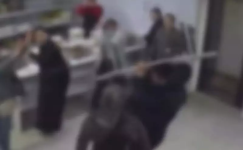 Мужчина устроил погром в кондитерской в Актау