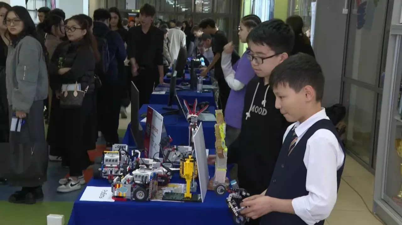 Digital Nauryz: передовые работы по IT-технологиям презентовали в Талдыкоргане