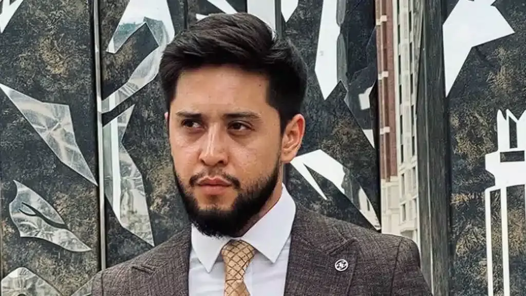 "Қызға қол көтерген": Актер Асқар Жұмабектің басы тағы дауға қалды  (ВИДЕО) 