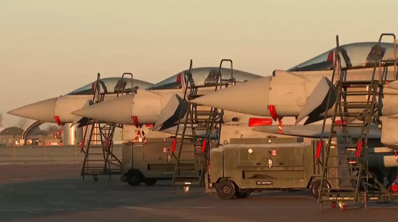 Великобритания разрешила США использовать базы