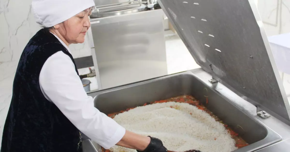   Ұлттық ұланда 10 тоннаға жуық наурыз көже дайындалды   