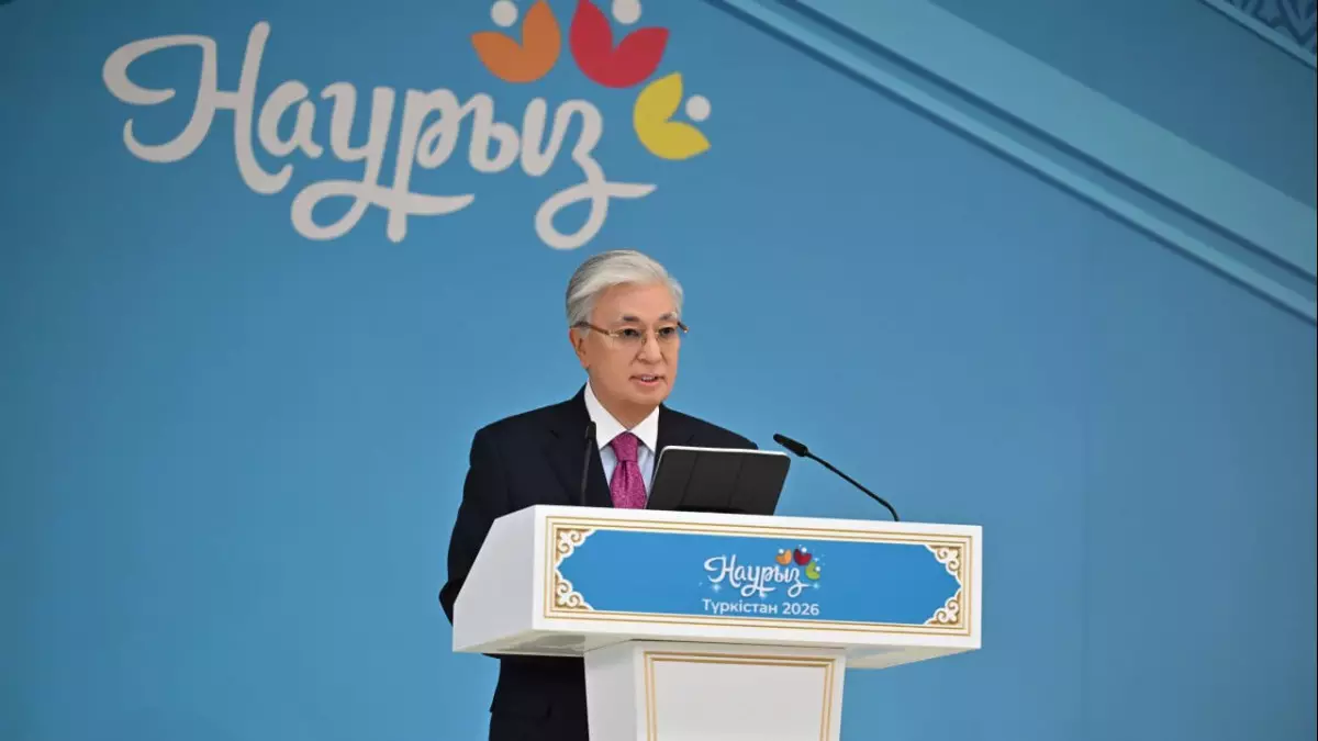 Касым-Жомарт Токаев поздравил казахстанцев с праздником Наурыз