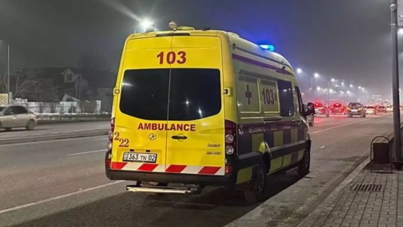 Алматыда ірі жол апатынан 3 адам көз жұмды (ВИДЕО) 