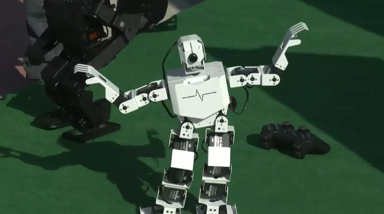 Роботы и традиции: как отмечают Наурыз в Конаеве