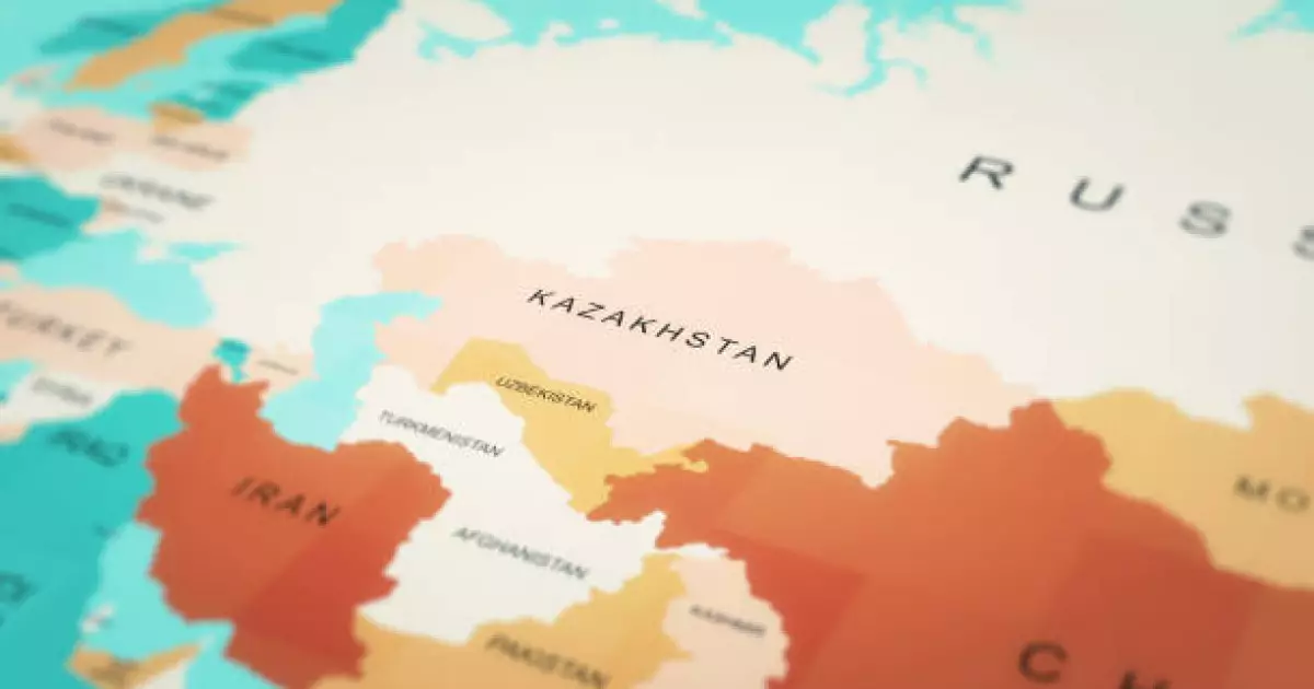   «Жұмыстың жаманы болмайды»: Президент халықты адал еңбек етуге шақырды   