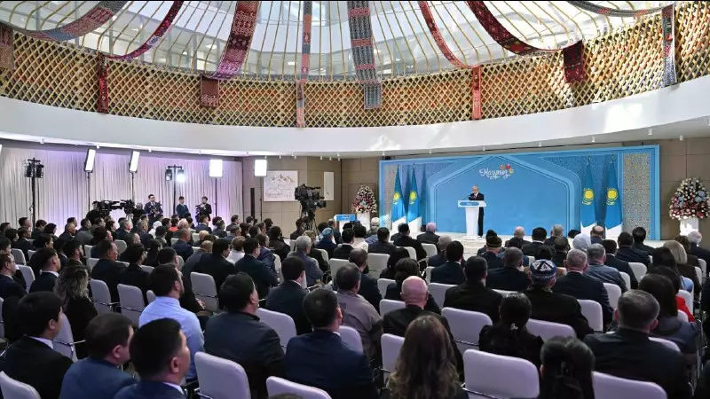 Қасым-Жомарт Тоқаев: "Біз ешқандай кедергі мен қиындыққа қарамай, елімізді өркениет жолына шығаруымыз керек"