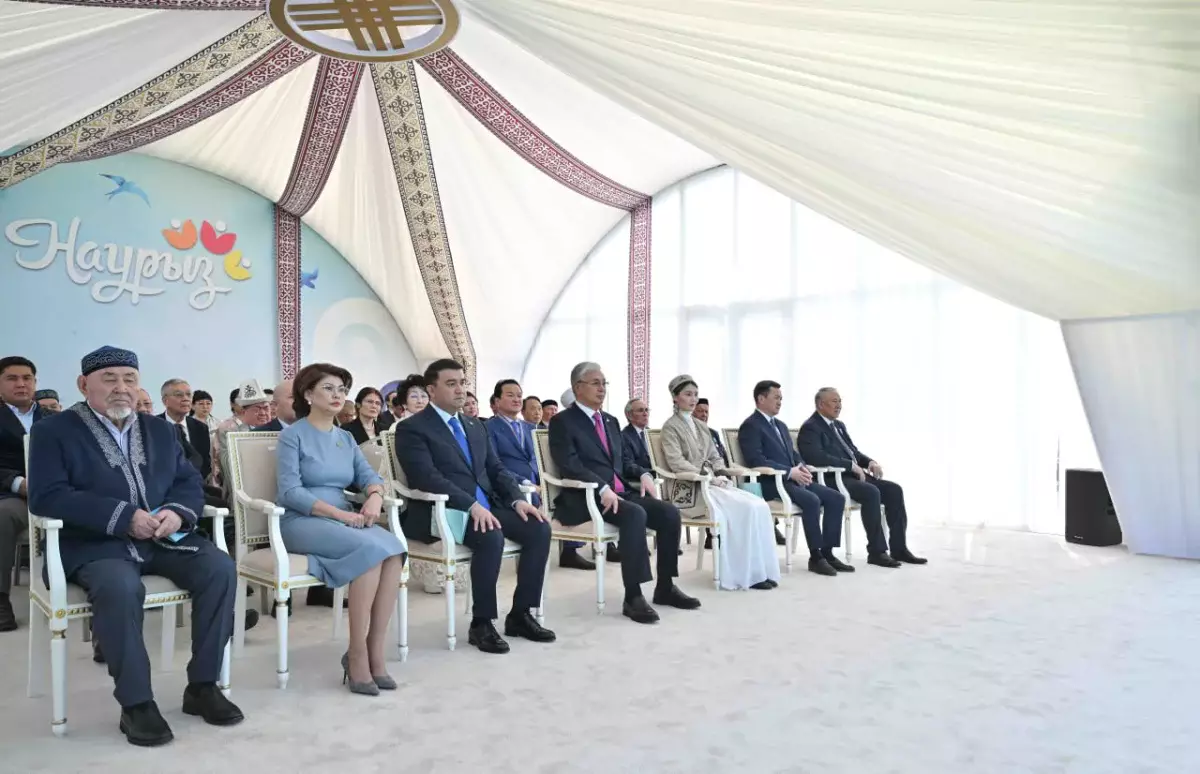 Президент Ұлыстың ұлы күніне арналған концертті тамашалады