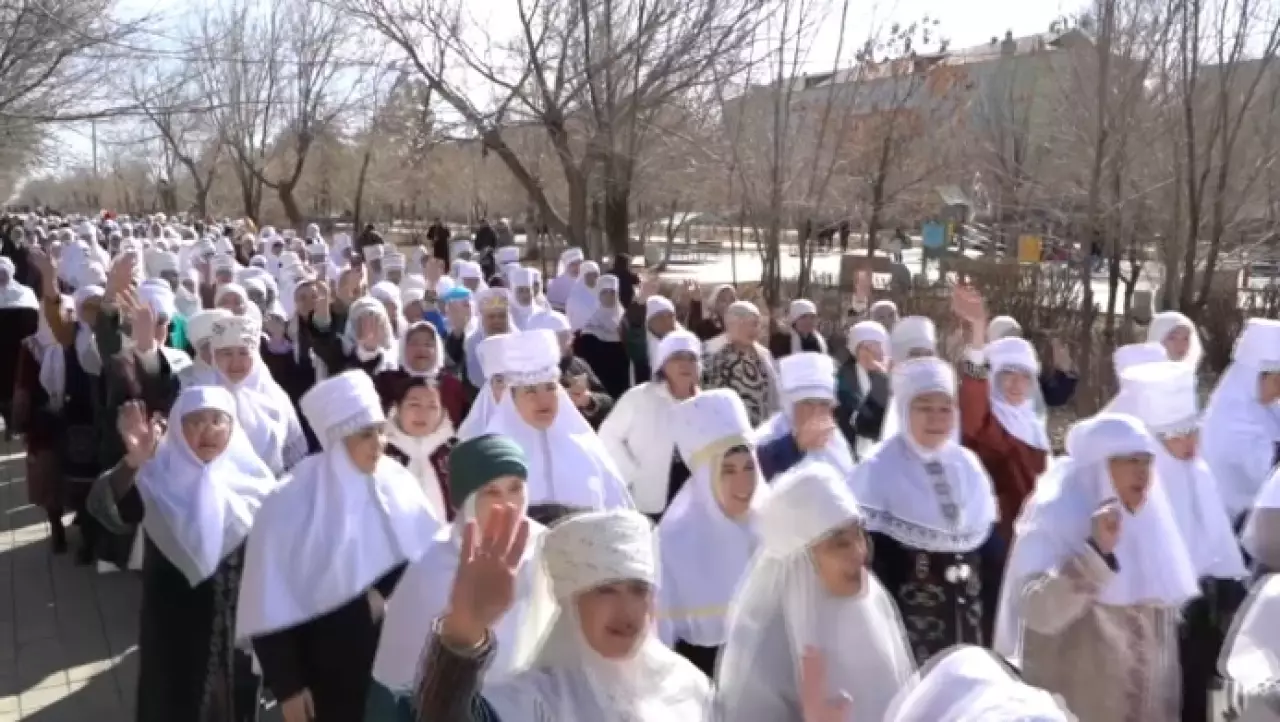 Праздничное шествие состоялось в Жезказгане