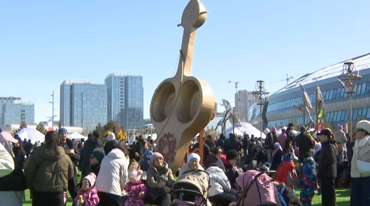 Есіл ауданында мерекелік думан өтіп жатыр