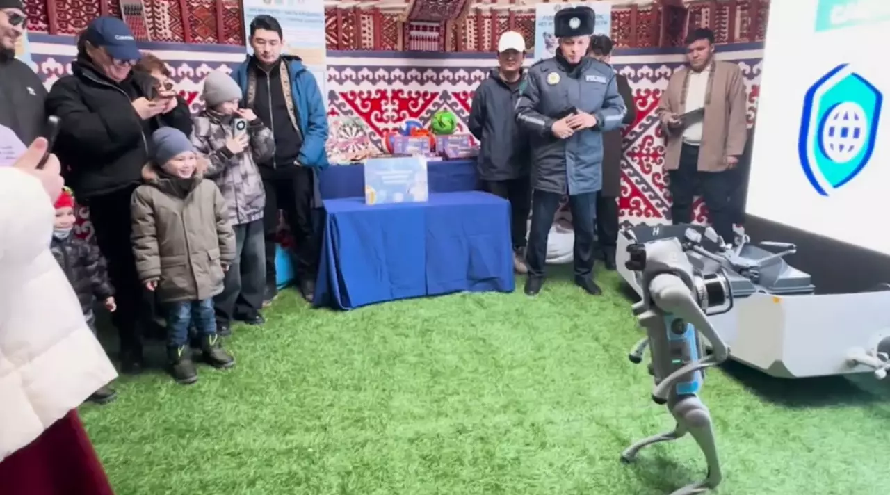 Елордада заманауи киіз үй тігілді