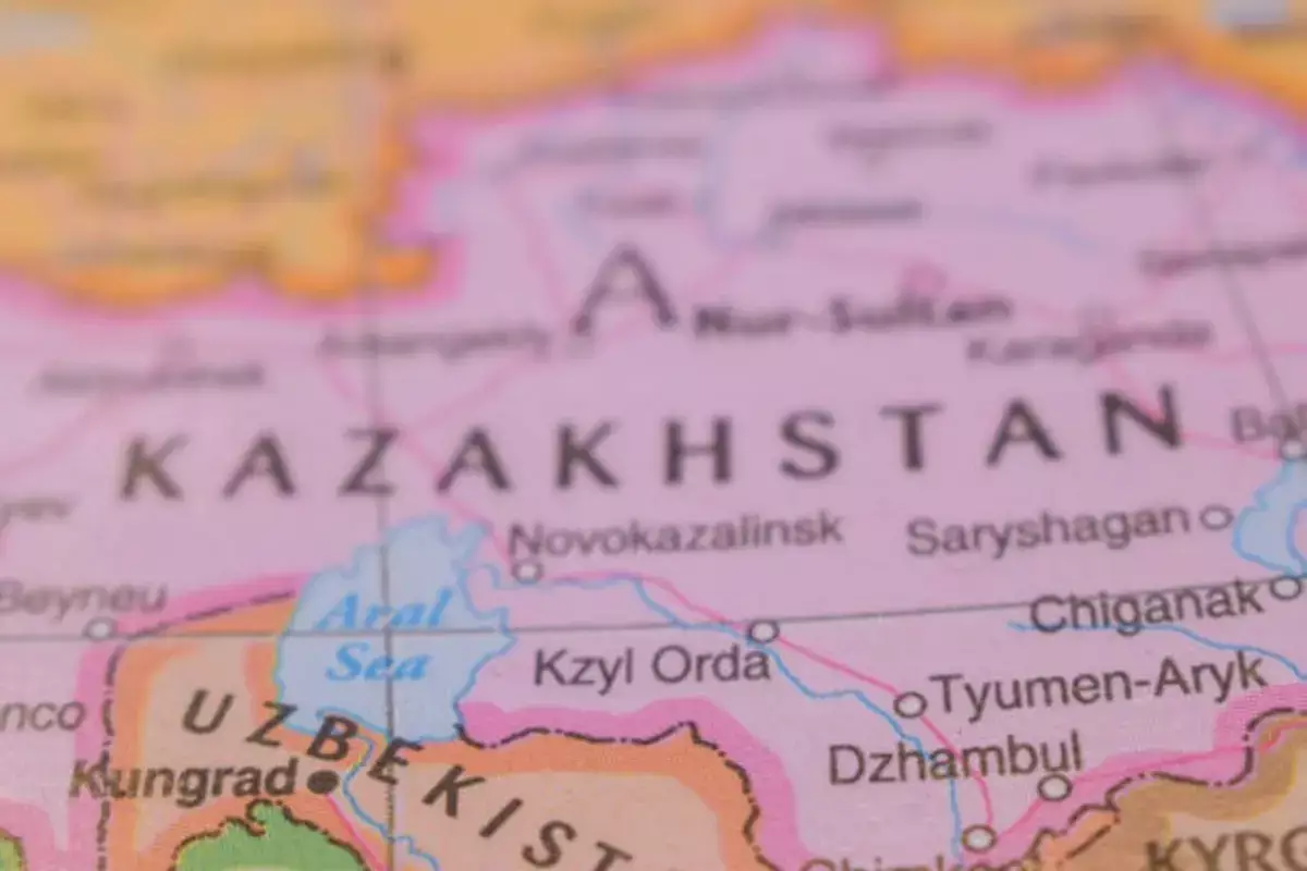 Парламент рассмотрит закон о территориальном устройстве после реформы Конституции - новости на Lada.kz 21.03.2026