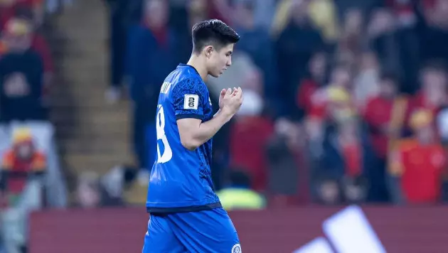 Дастана Сатпаева отцепили от сборной Казахстана из-за "Челси"