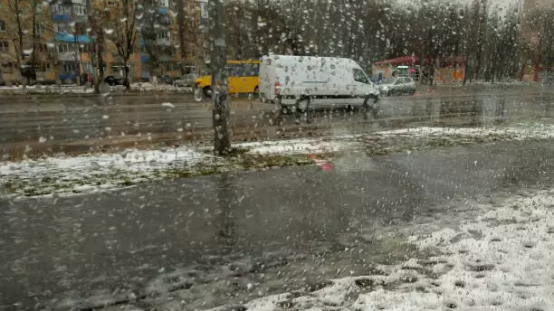 Непогода накроет несколько регионов Казахстана в день Наурыза