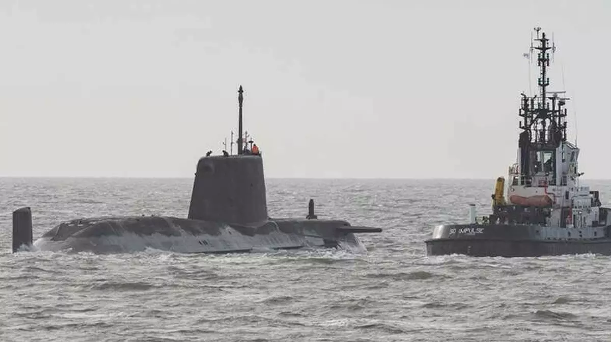 Лондон разместил ядерную субмарину у берегов Ирана