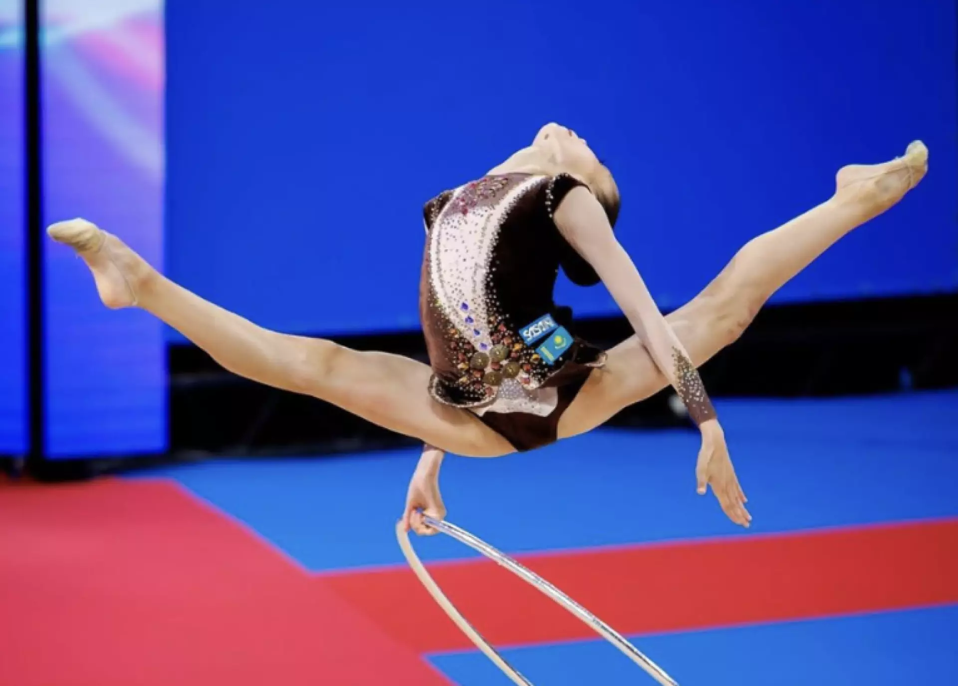 Казахстанская гимнастка уверенно выиграла международный турнир в Афинах