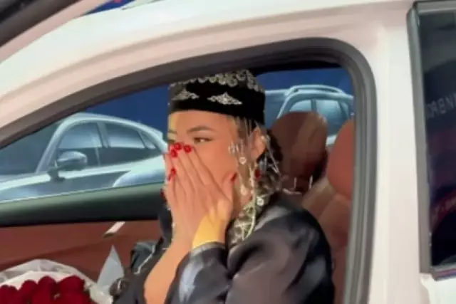 Мөлдір Мұқанова сүйінші жаңалығымен бөлісті