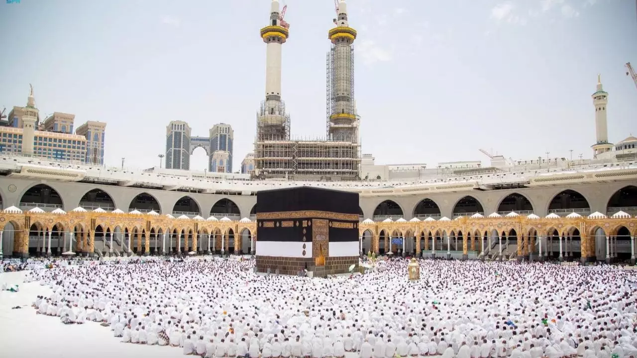 АҚШ пен Сауд Арабия келісімі: Иранның бомбалары қасиетті Меккені қиратуы мүмкін