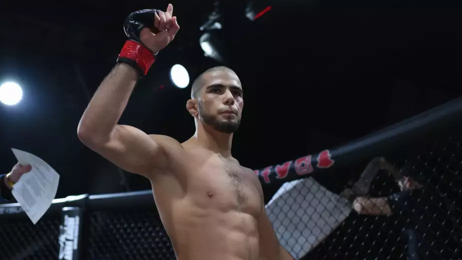 Мокаев выступит на одном турнире с Нганну, Роузи и другими звездами