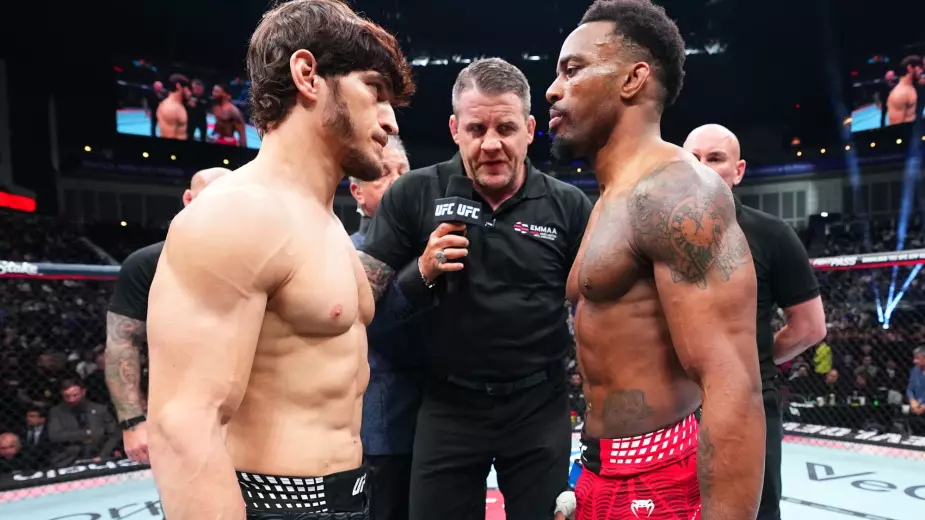 Евлоев победил Мерфи, но вопросы остались: разбор главного боя UFC London