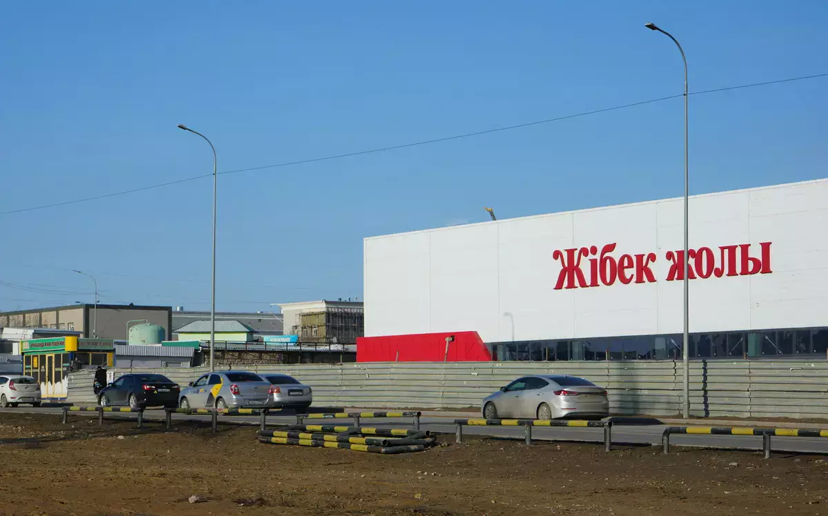 Стройка без финала: торговый центр в Актау не могут открыть уже третий год - новости на Lada.kz 22.03.2026
