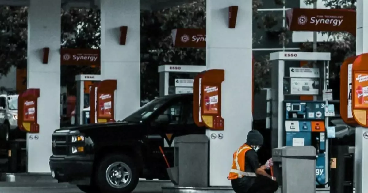  Таяу Шығыстағы қақтығыс: Словения жанармайға шектеу енгізді 