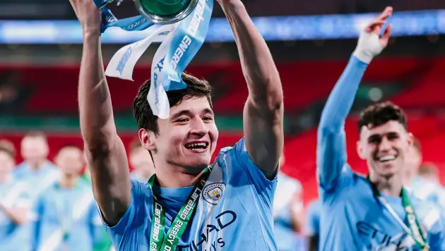 Хусанов сыграл за "Манчестер Сити" и выиграл первый трофей в Англии