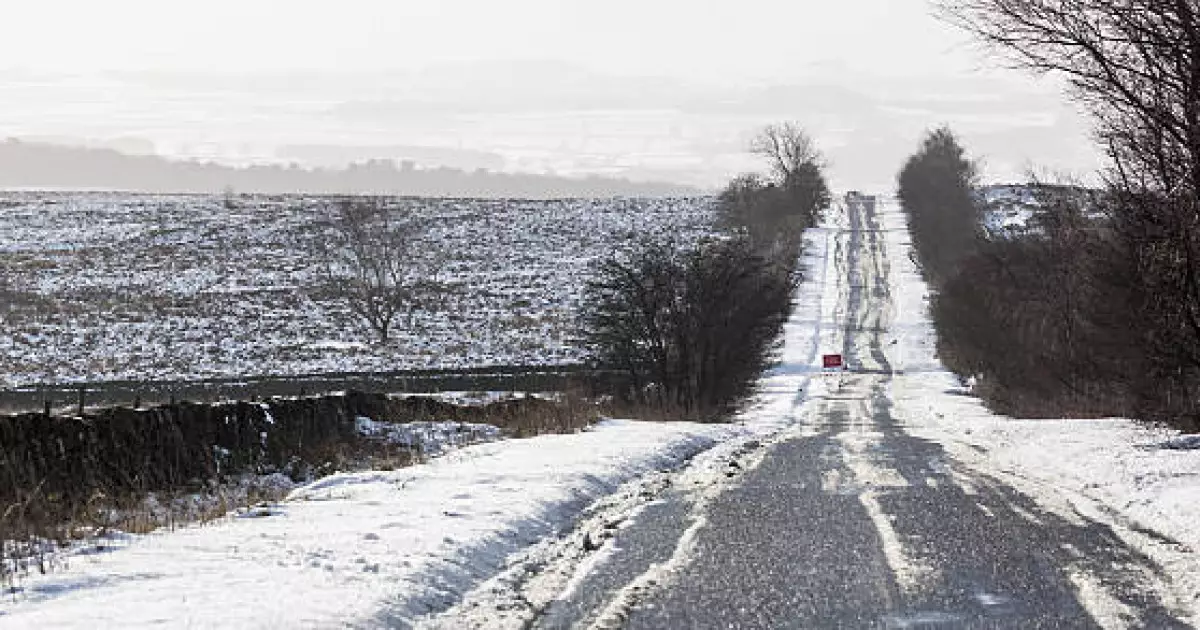   Ауа райы қолайсыздығына байланысты бірқатар облыста жол жабылды   